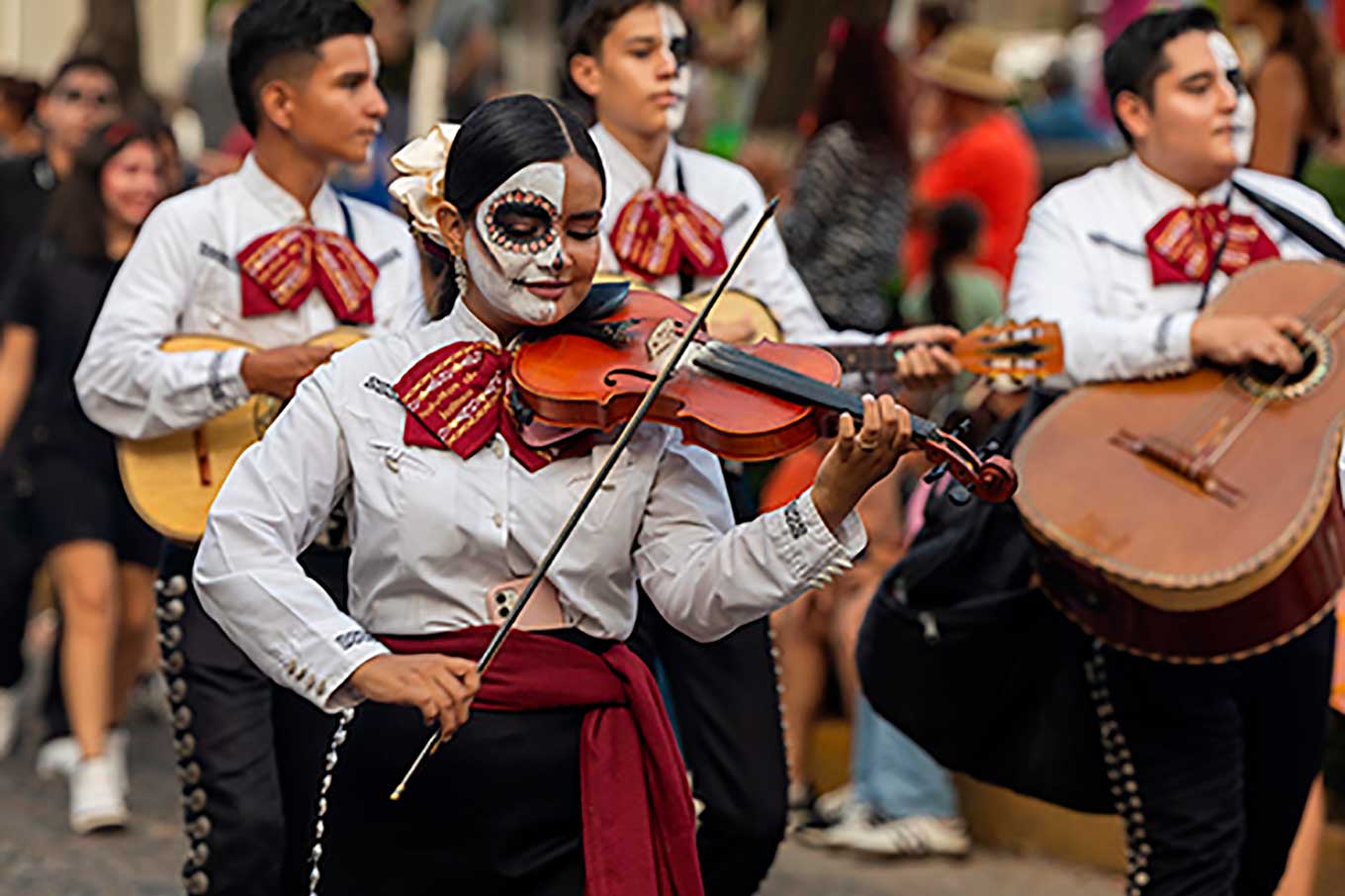 Dia-de-Muertos-Puerto-Vallarta