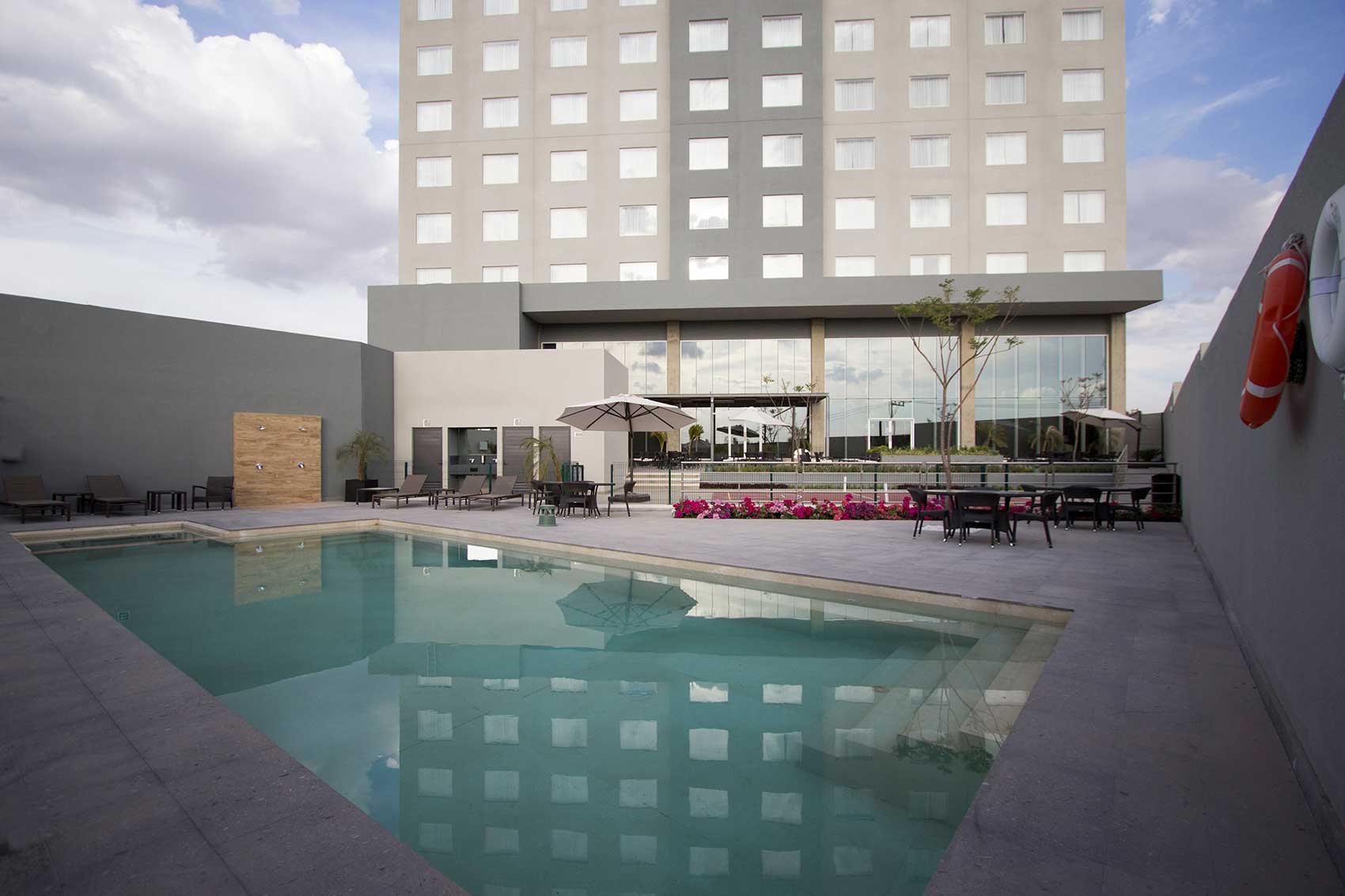 Fiesta-Inn-Suites-Silao