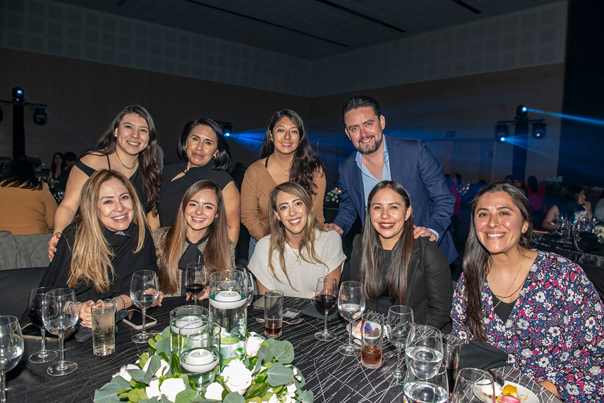 Noche-de-Las-Estrellas-Grupo-Brisas