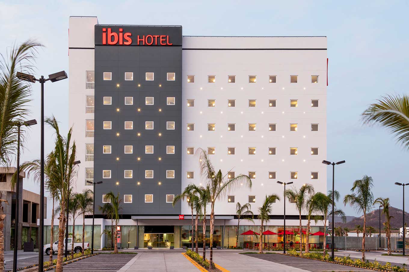 Ibis-Mazatlan-Marina