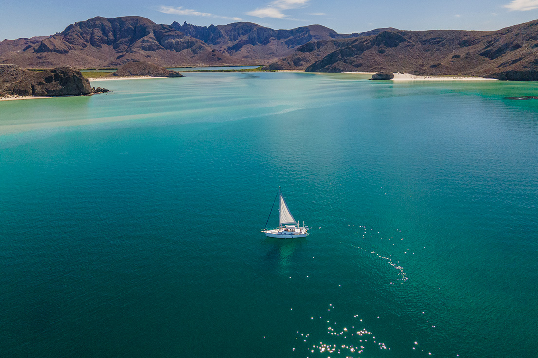 La-Paz-Gold-Adrian-Award