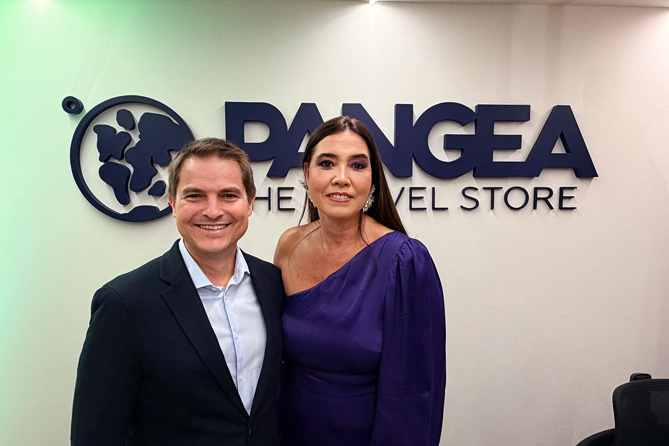 Pangea-Travel-Store